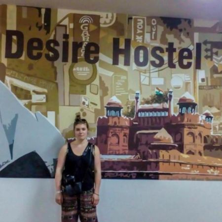 The Desire Hostel New Delhi Eksteriør billede