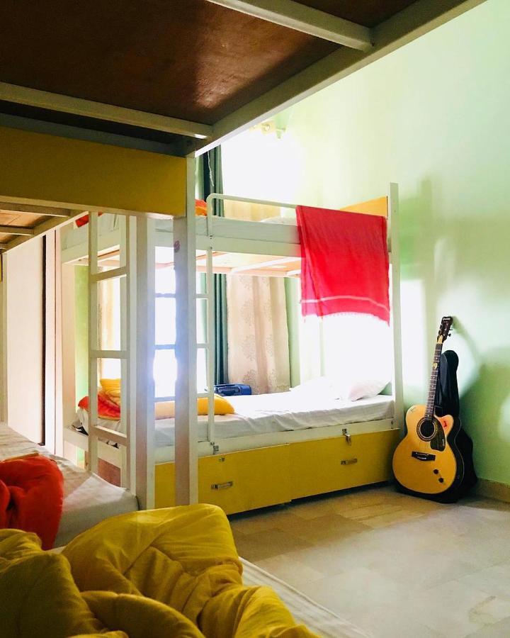 The Desire Hostel New Delhi Eksteriør billede