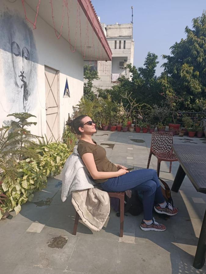 The Desire Hostel New Delhi Eksteriør billede