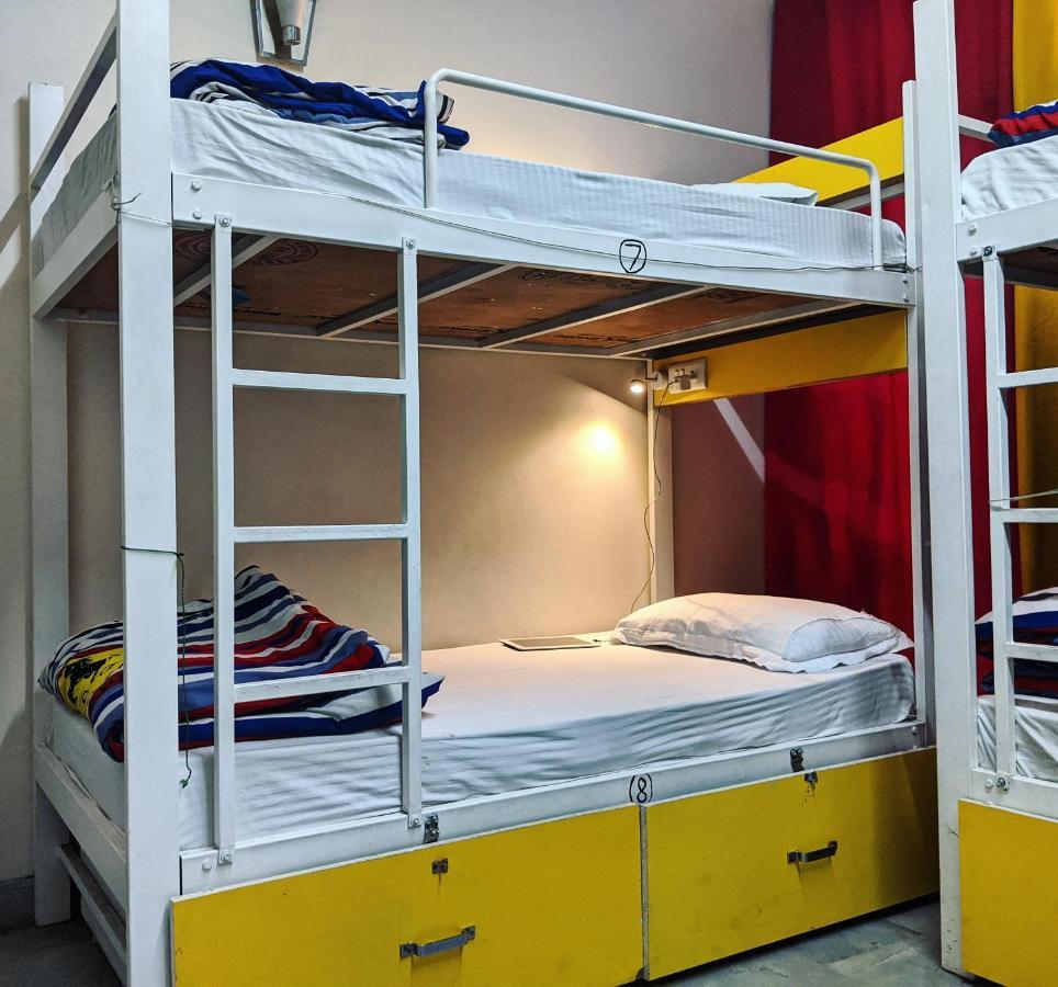 The Desire Hostel New Delhi Eksteriør billede